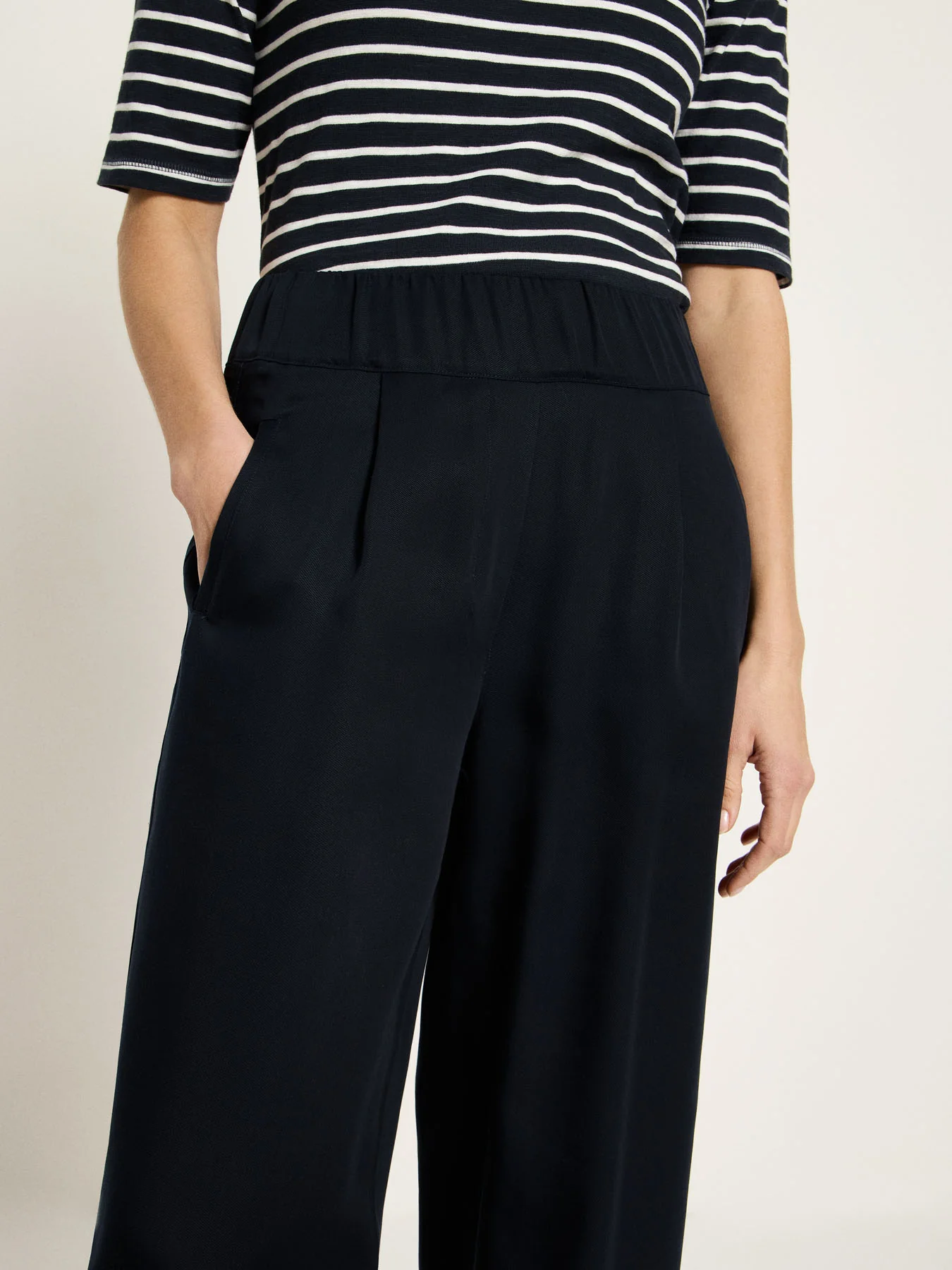 Hose mit weitem Bein - Image 3