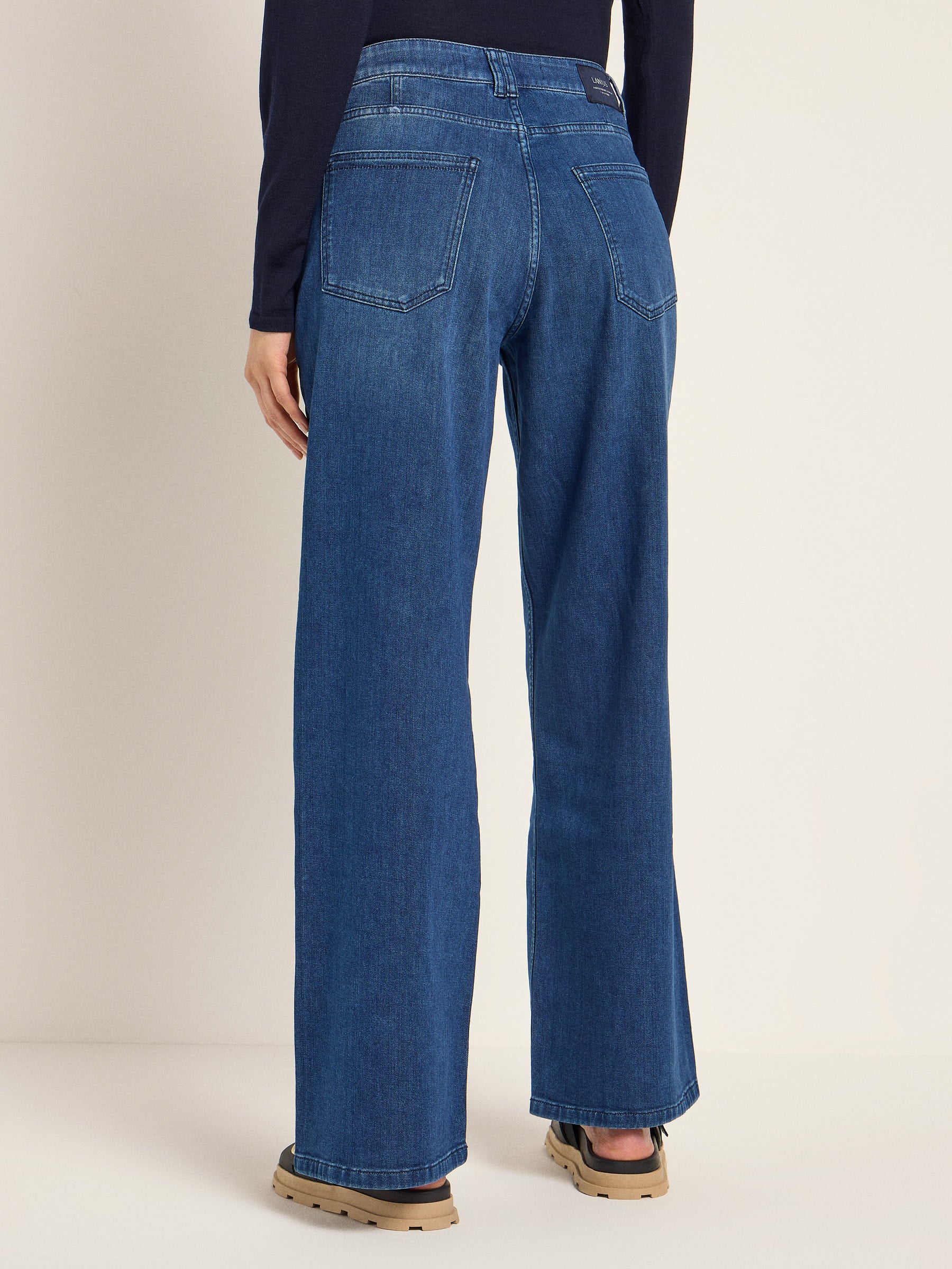 Relaxed Jeans mit aufgesetzten Taschen (GOTS) - Image 5