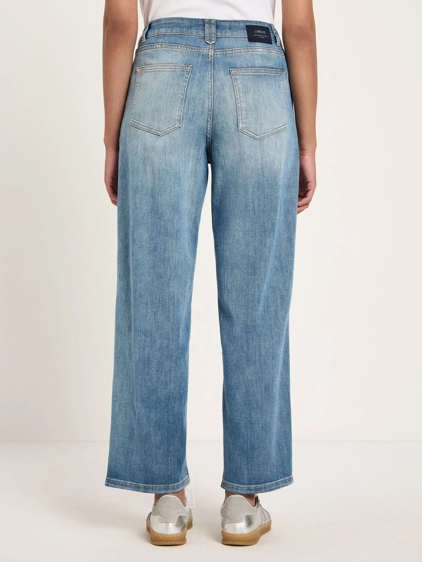Relaxed Jeans (GOTS) - Image 4