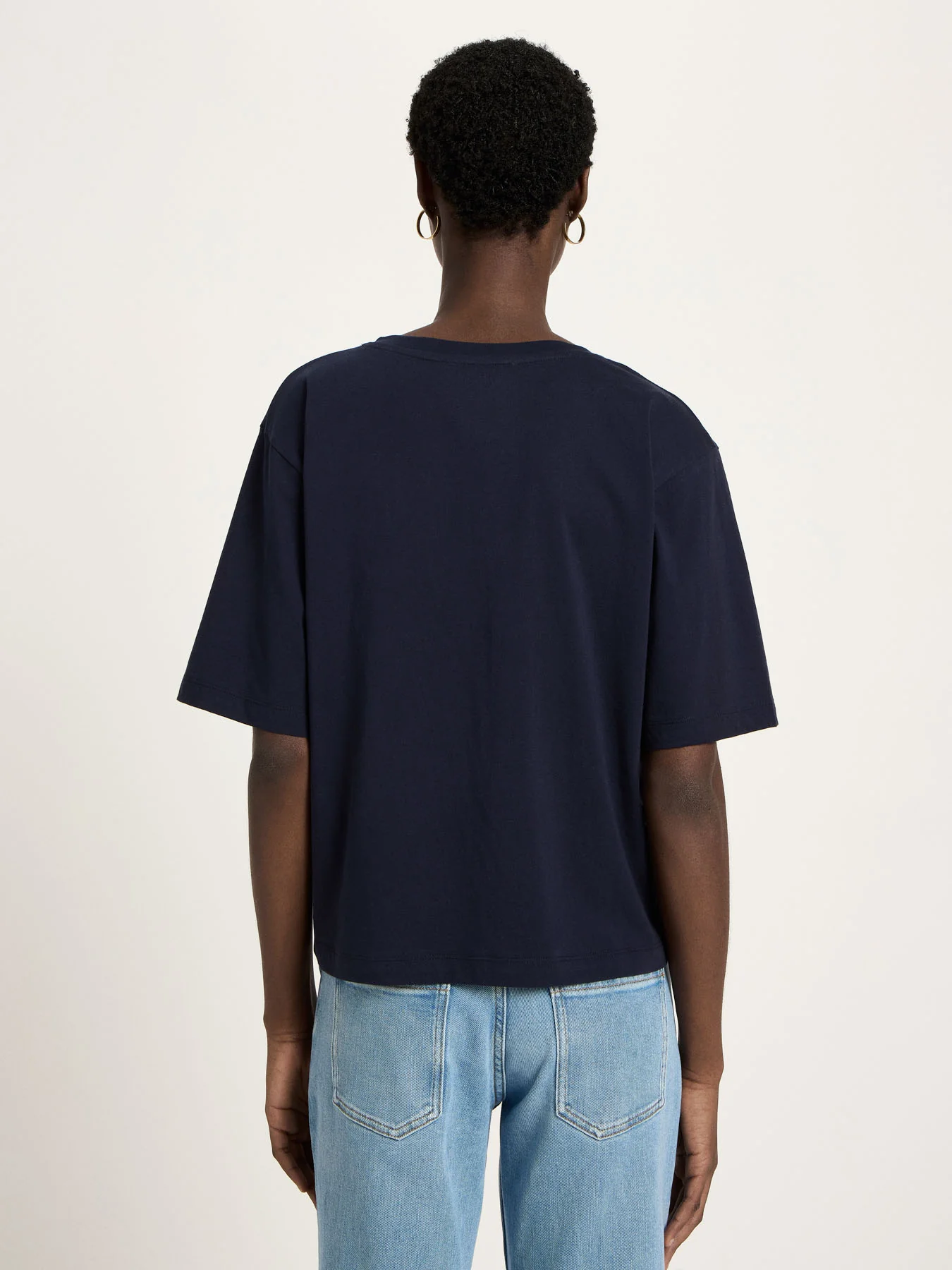 Shirt mit V-Ausschnitt (GOTS) - Image 4